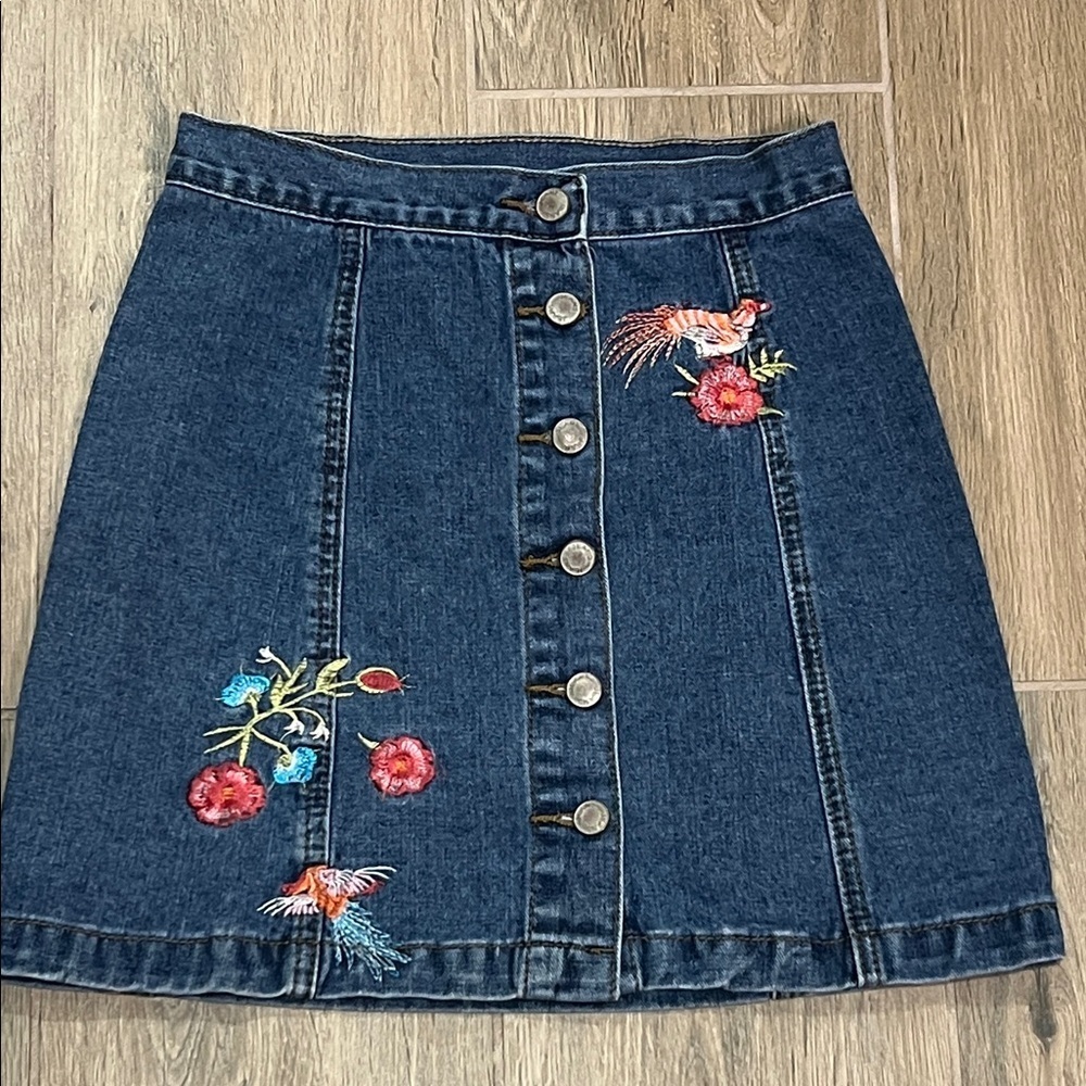 Boutique Vintage Jean Skirt Embroidered Button-Front Denim Bird Johnny Was Like - Picture 8 of 11
